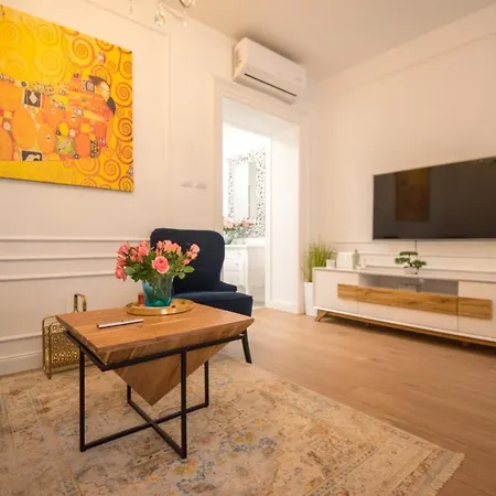 Trixi Maksimijan Appartement Pula