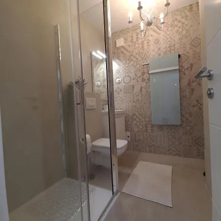 Trixi Maksimijan Apartamento *